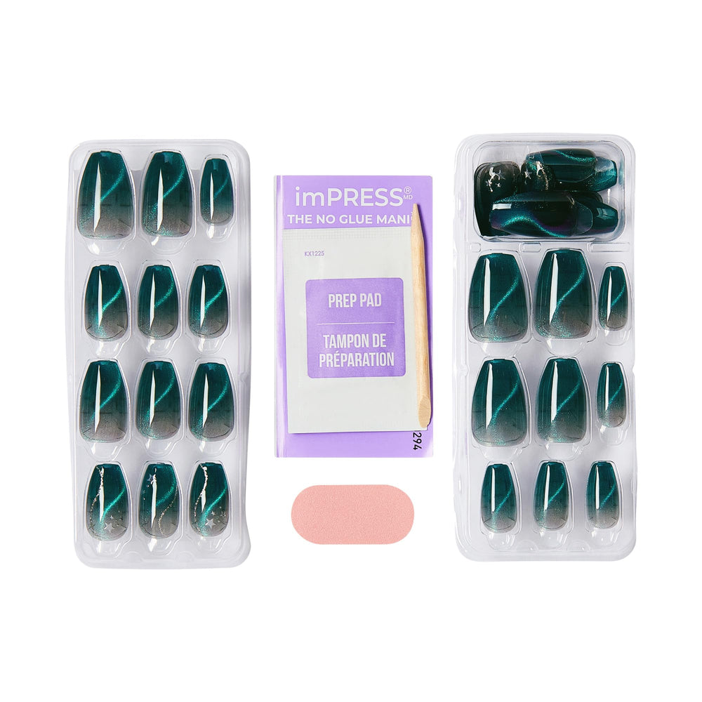 imPRESS kit contents with 30 nails, prep pad, file, and stick