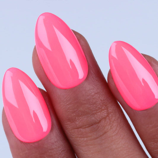 Imtiti neon pink bottle front view showing bold color and large capacity