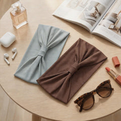 IMYORT lifestyle morning scene with headband for relaxed, hands-free routine