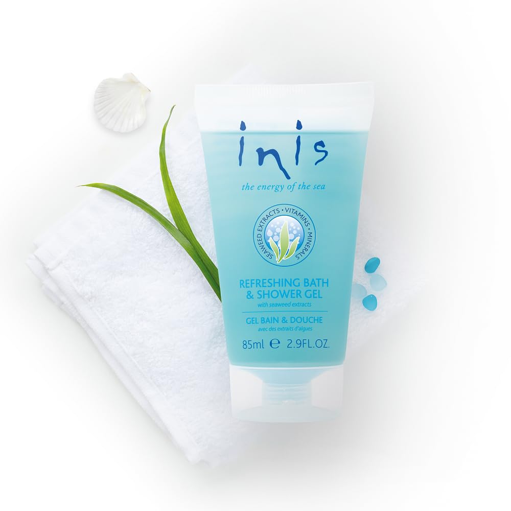 Inis texture foam detail demonstrating gentle lather and moisturizing feel for soft, cleansed skin