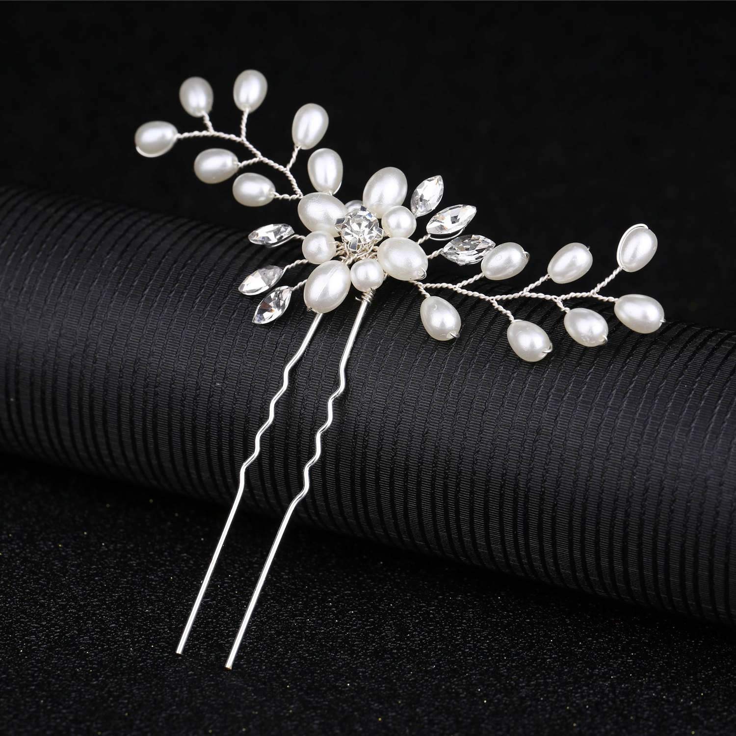 inSowni hair-in-use bridal updo demonstrating secure decorative finishing.