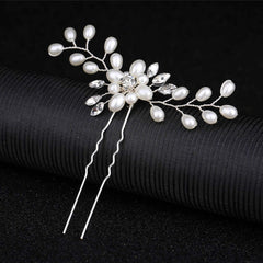 inSowni hair-in-use bridal updo demonstrating secure decorative finishing.