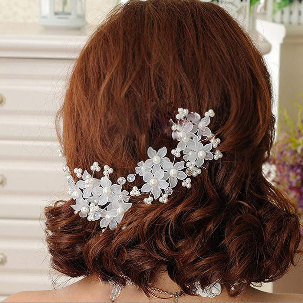 inSowni lifestyle scene with bridesmaids wearing the accessories for cohesive looks.