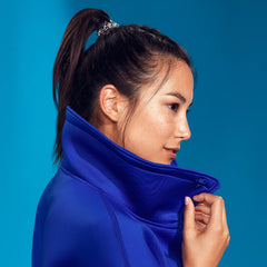 invisibobble worn in a tight ponytail demonstrating secure hold during activity