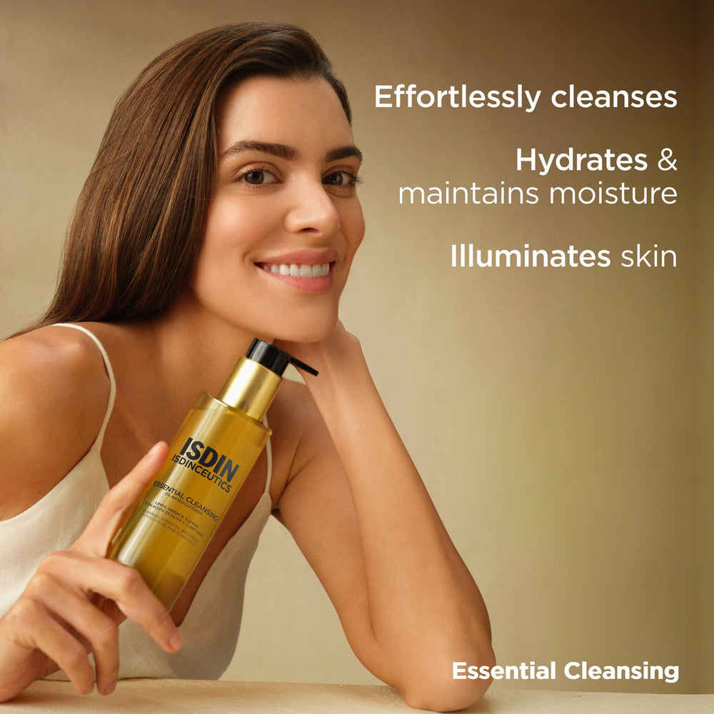 ISDIN Mediterranean extra virgin olive oil close-up highlighting antioxidant nourishment