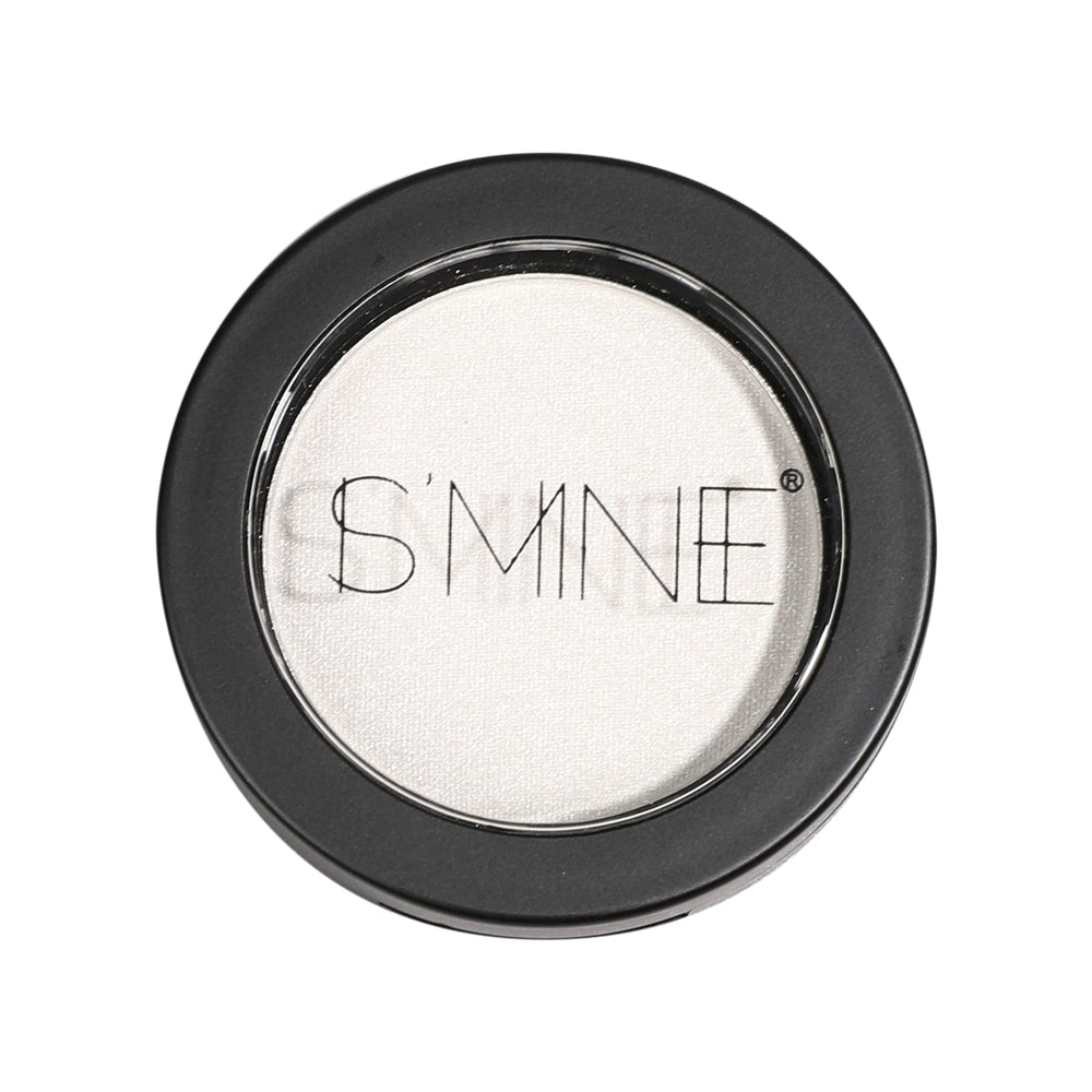 IS'MINE swatch on skin showing bright pigment and easy layering benefit