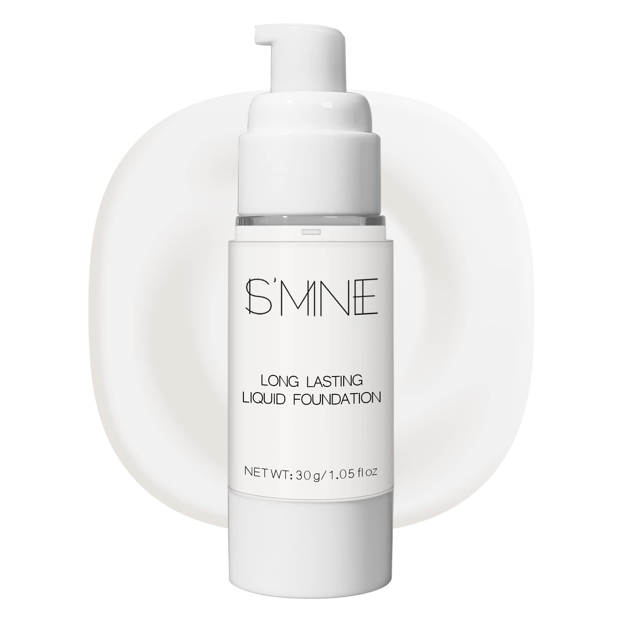 IS'MINE liquid texture close-up showing smooth consistency for easy blending