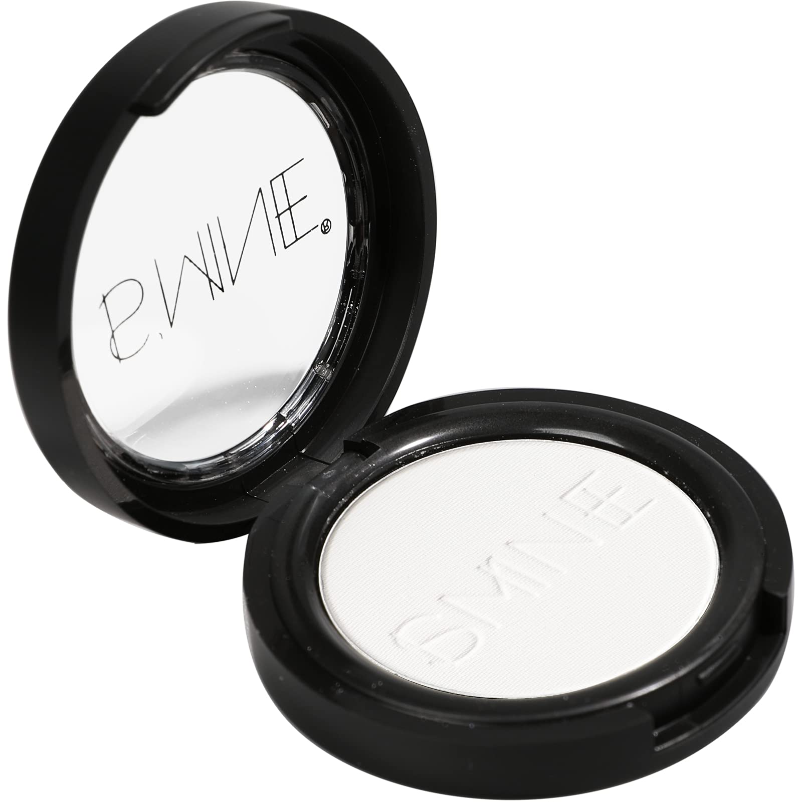 IS'MINE brush picking up powder for precise cut-crease and minimal fallout