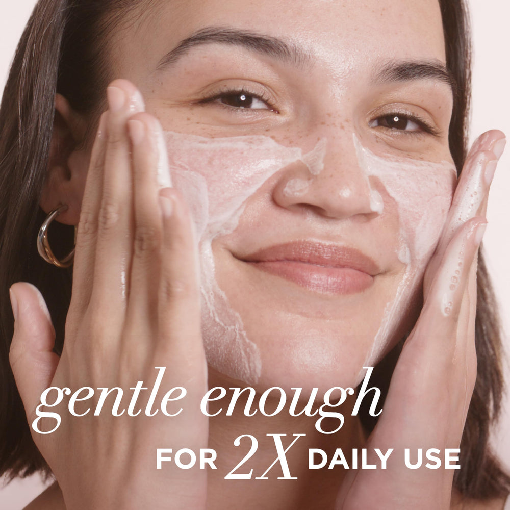 IT Cosmetics serum-to-foam texture close-up showing lightweight hydration