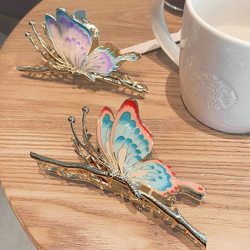 ITingstere two clips in gift box illustrating presentable packaging and easy gifting benefit
