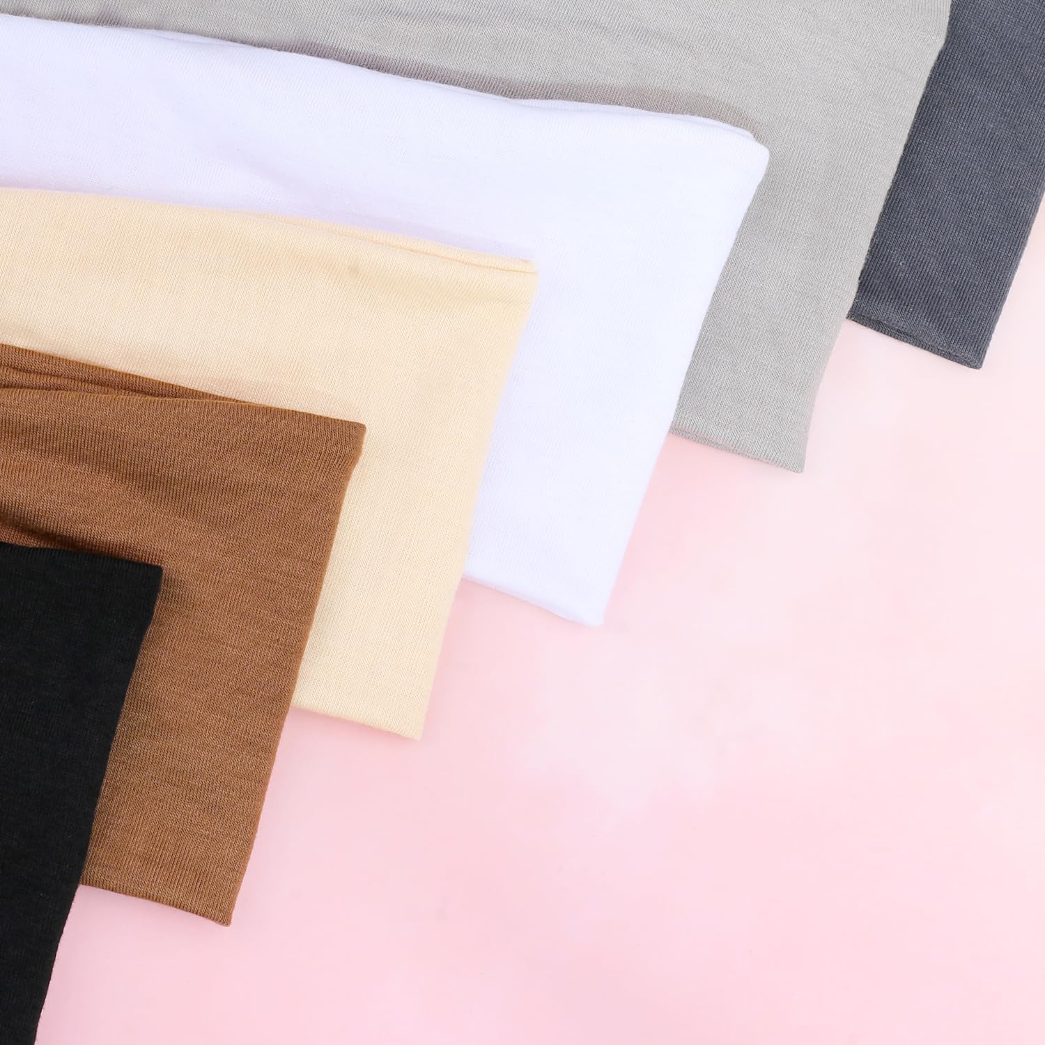 IVARYSS close-up fabric texture highlighting soft breathable knit for comfortable wear