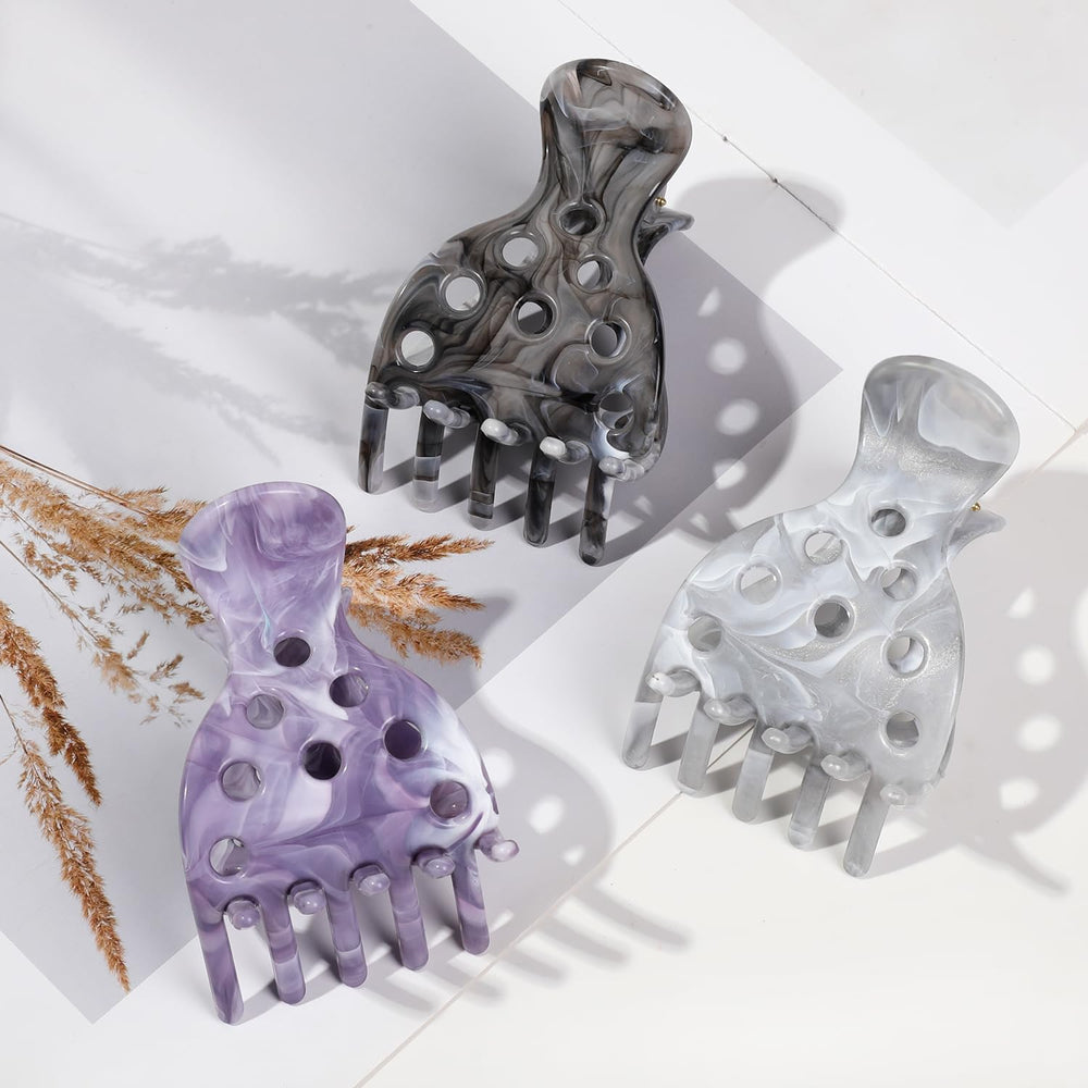 Detail of Ivyu clip material emphasizing rust-proof, snag-free construction