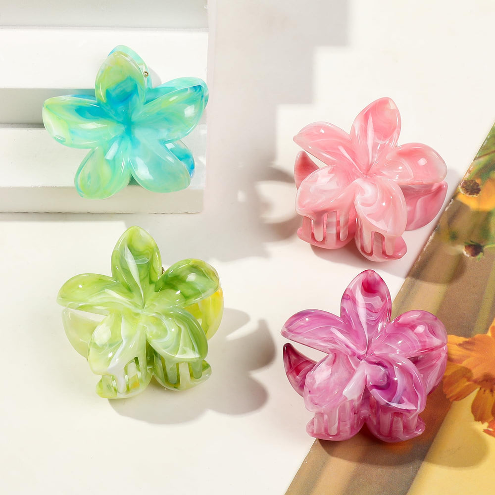 Ivyu clip holding fine hair half-up style, gentle on delicate strands