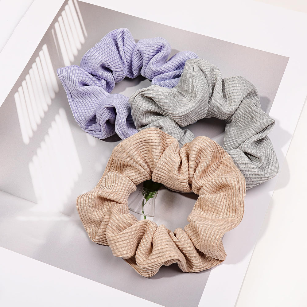 Ivyu scrunchie holding fine hair gently without slipping
