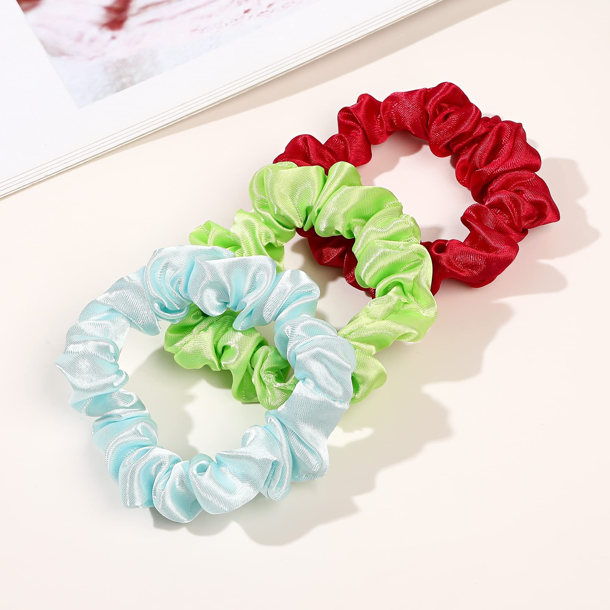Ivyu scrunchie stretched to show elastic core strength and flexibility