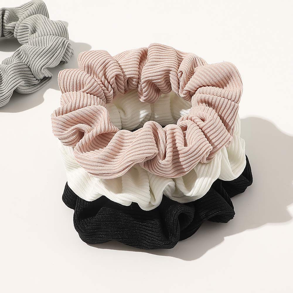 Ivyu scrunchie interior elastic detail displaying stretch for secure hold