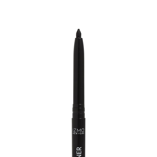 IZME New York close-up of ultra-fine tip highlighting precise application benefit