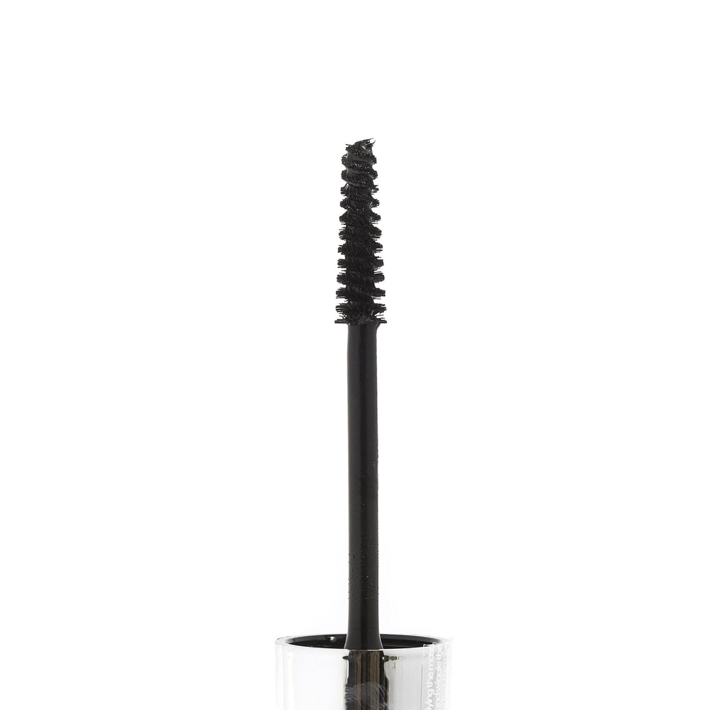 IZME New York mascara applied on lashes showing lifted length and clump-free finish