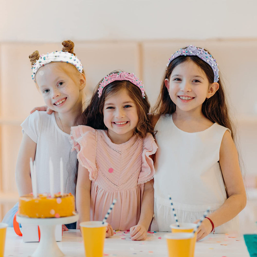 Jaciya girl wearing headband for quick, polished everyday style