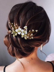 JAKAWIN worn by bride illustrating styling and photo-ready polish