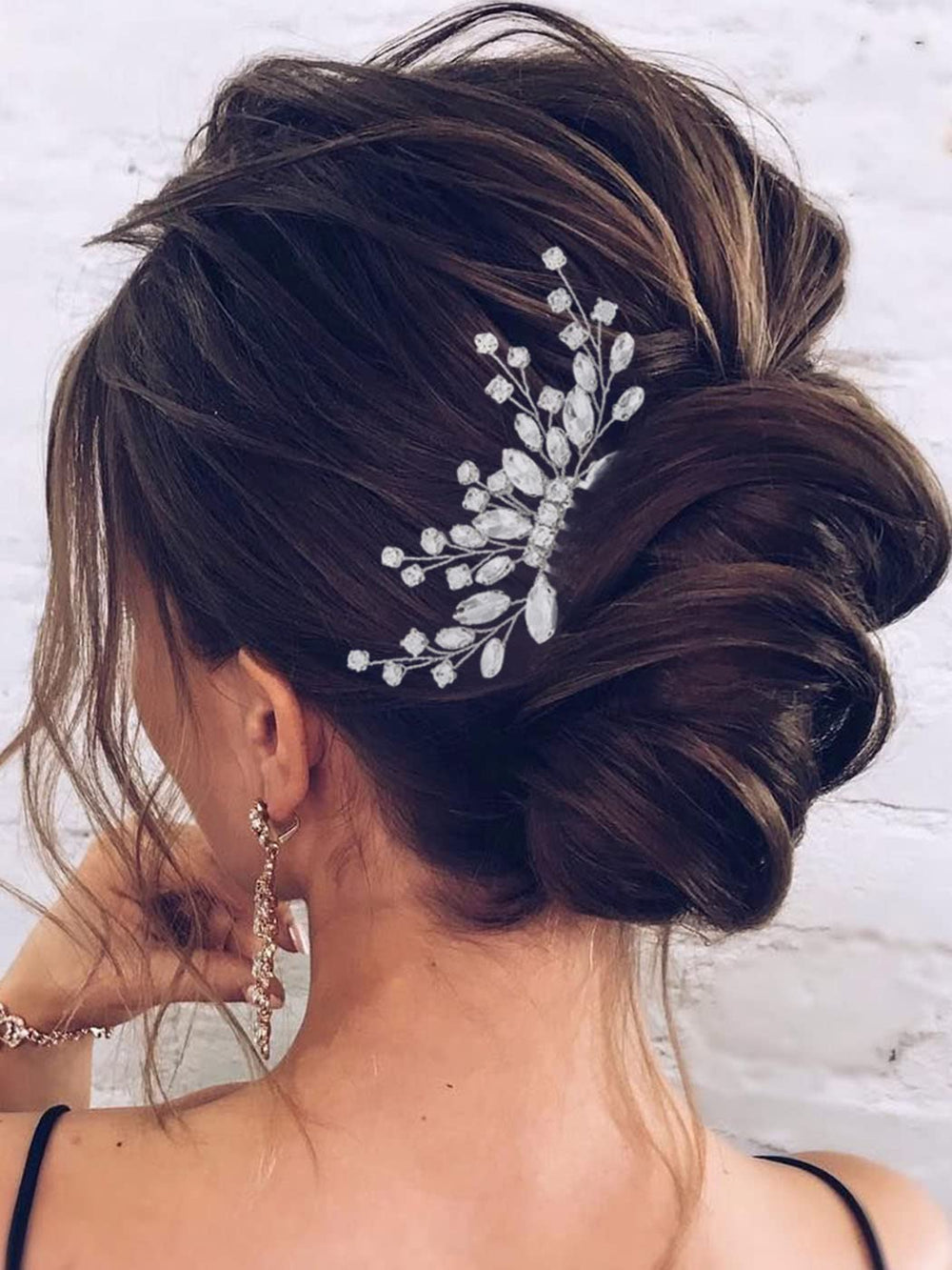 JAKAWIN front view of silver rhinestone hair comb showing elegant design benefit sparkle