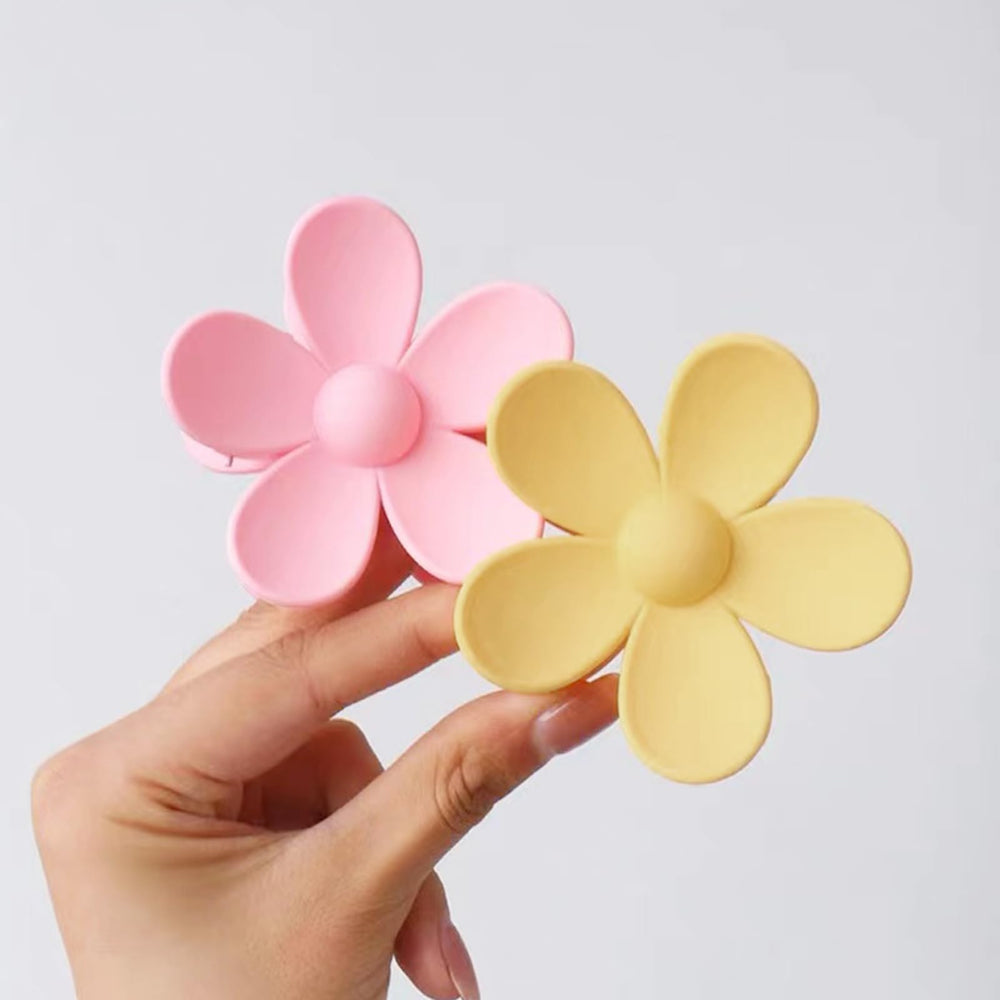 JANFUN clips arranged on table as gift-ready offering stylish practical accessory