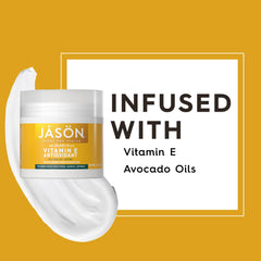 JASON applying crème to face, showing lightweight hydration without grease