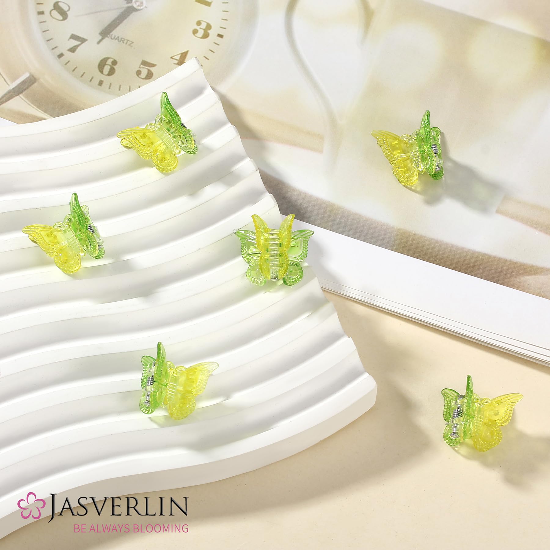 JASVERLIN scattered clips on white surface showing ombre variety