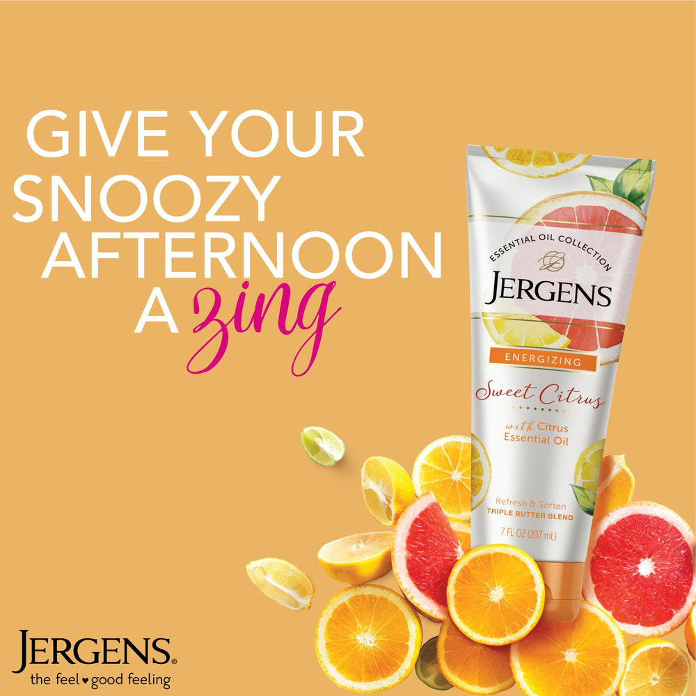 Jergens pump application on hand demonstrating quick absorbency and softness