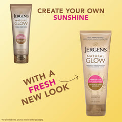 Jergens close-up of creamy lotion texture, highlights smooth hydration benefit