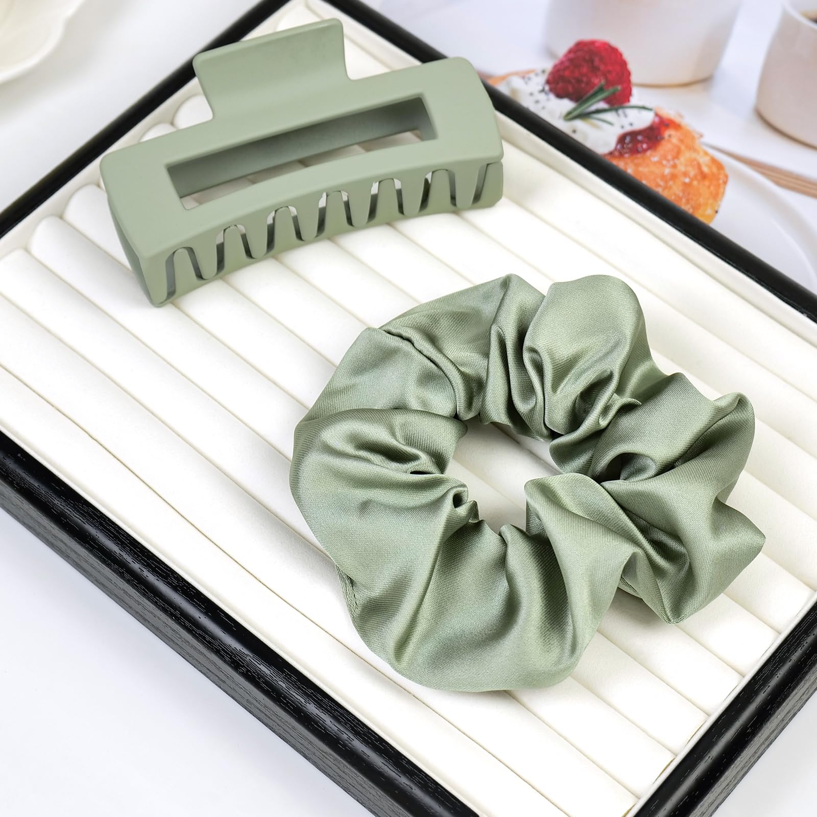 JGQUR hair accessories styled with a casual brunch outfit for everyday wear