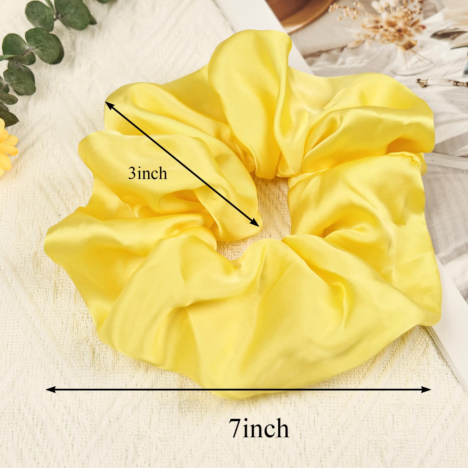 JGQUR close-up of satin fabric texture highlighting smooth hair protection