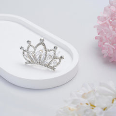 JINYEAH tiny tiara worn with an updo adding elegant sparkle benefit