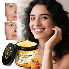 JISKG open jar texture close-up revealing lightweight cream and smooth finish