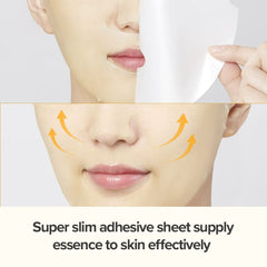 JMsolution texture of essence on hand, highlights lightweight moisturizing feel