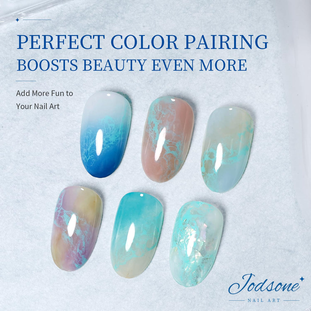 JODSONE brush detail with gel on bristles, highlights smooth application benefit