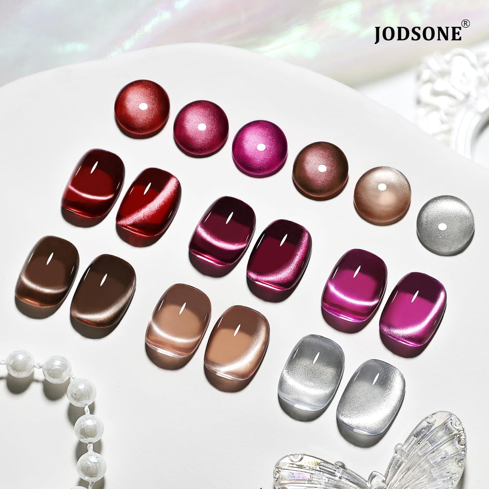 JODSONE nails in use on hands showcasing finished holographic cat-eye manicure