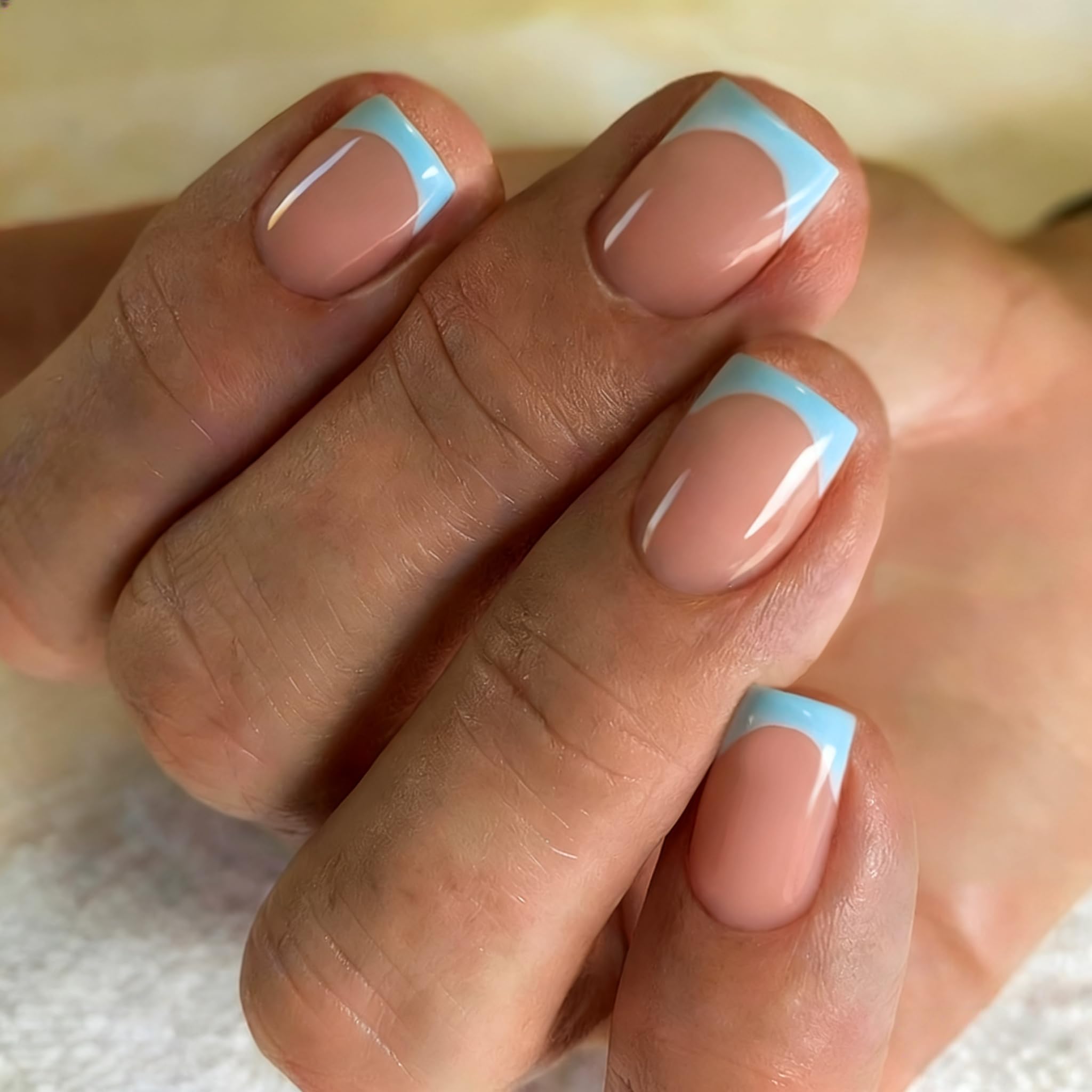 JOYVVEW close-up of white French tip detailing for crisp look