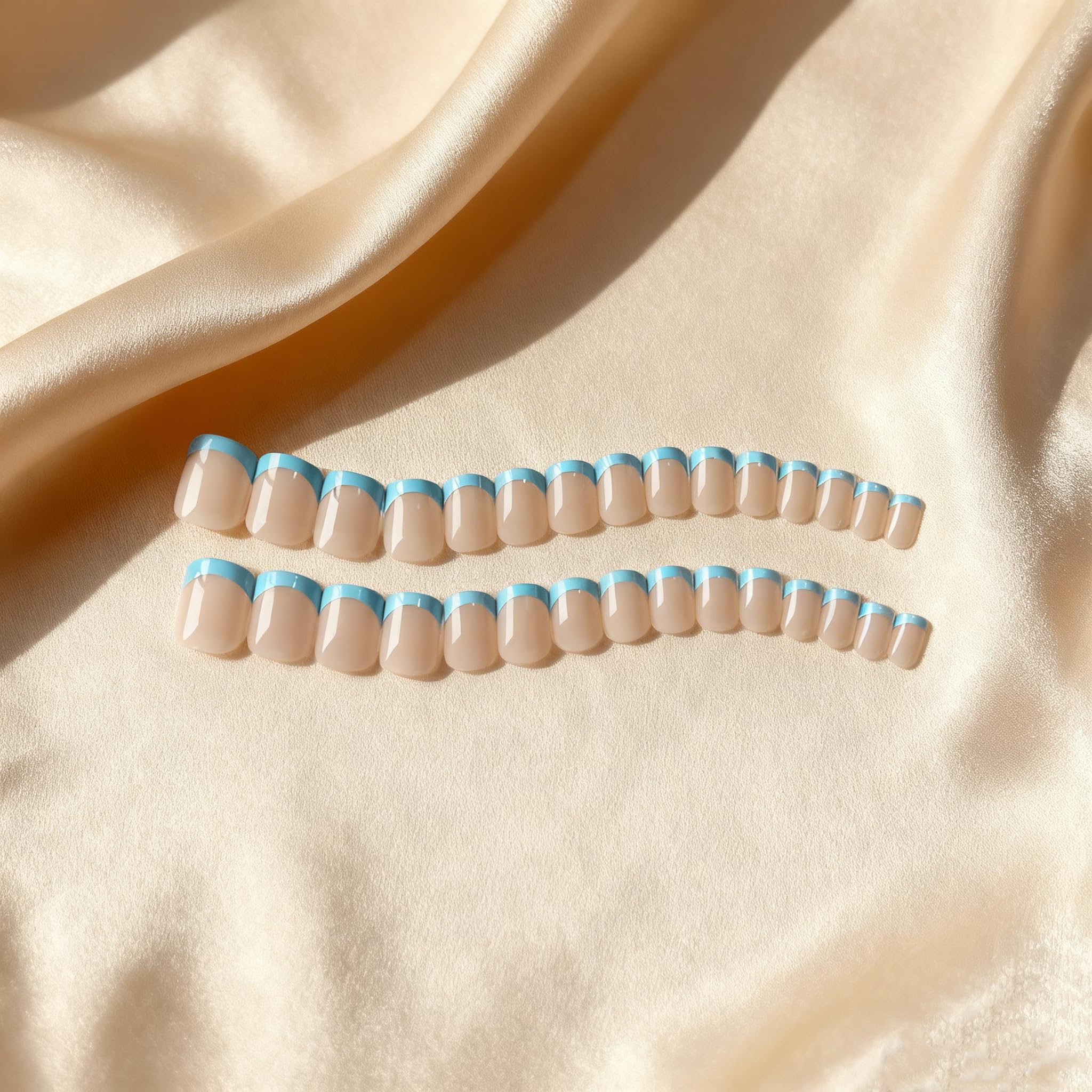 JOYVVEW nude base texture and glossy finish for realistic effect