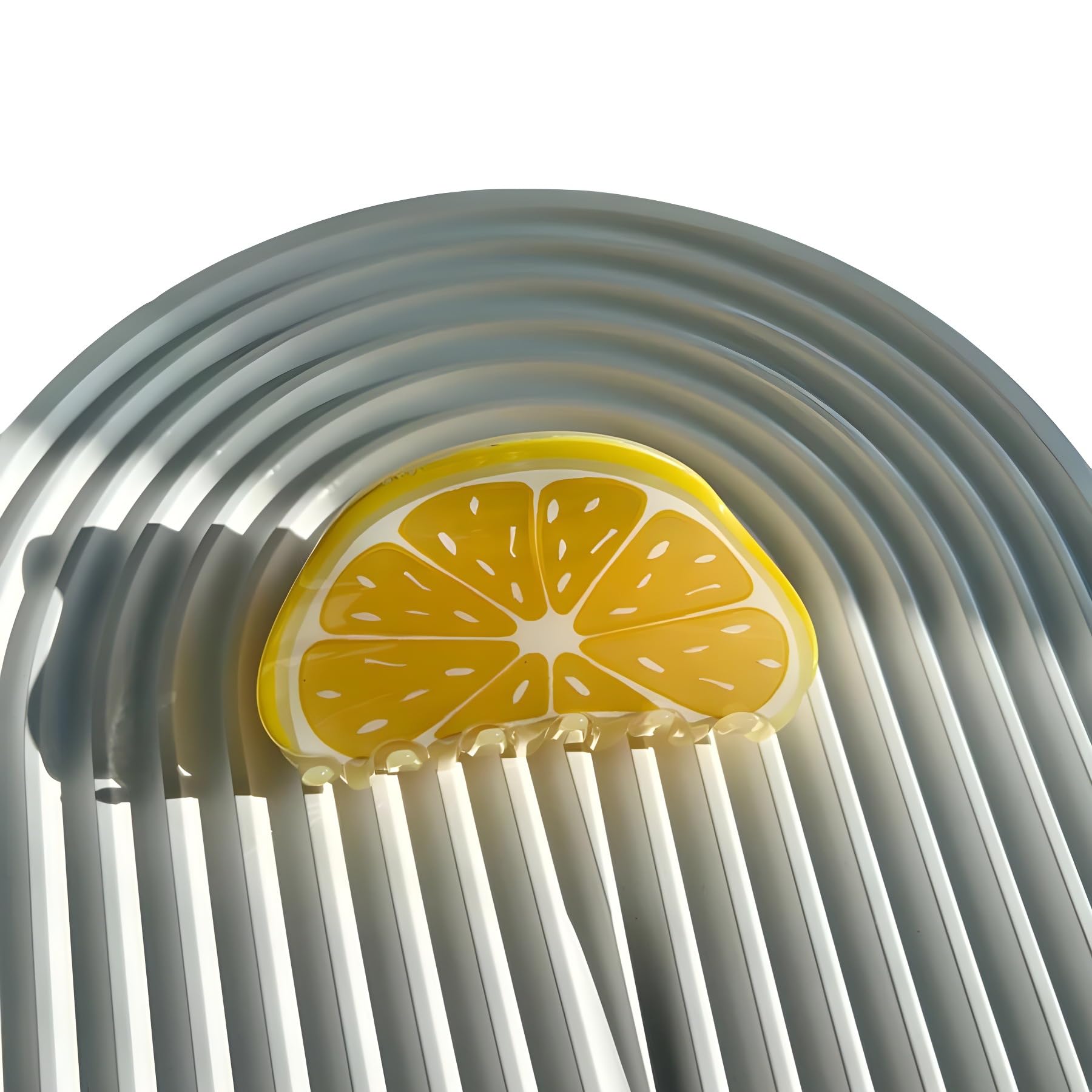 Jufenglin clip styled in beach outfit adding playful summer accent