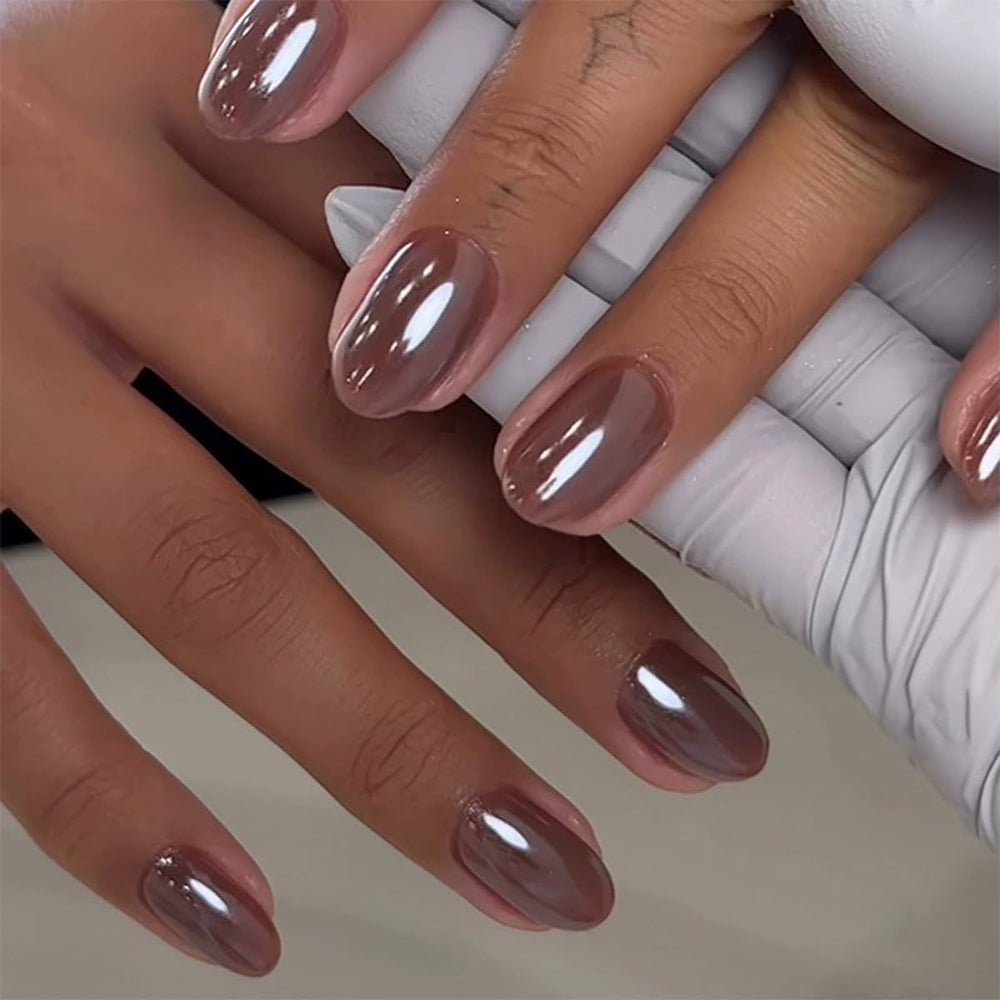 juggssa front packaging showing 24 coffee brown nails and accessories for instant manicure