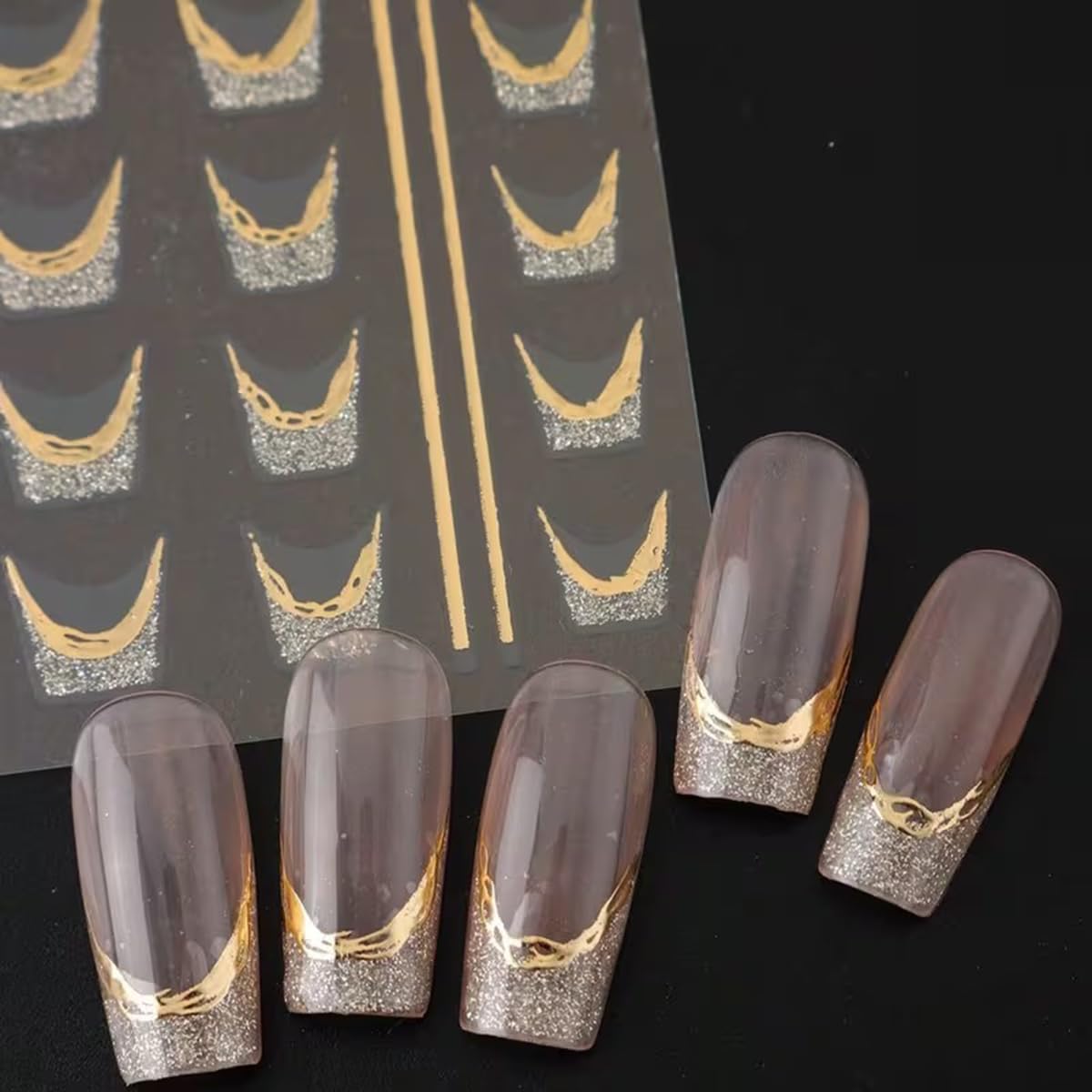 juggssa glitter texture close-up showing reflective gold, boosts manicure sparkle