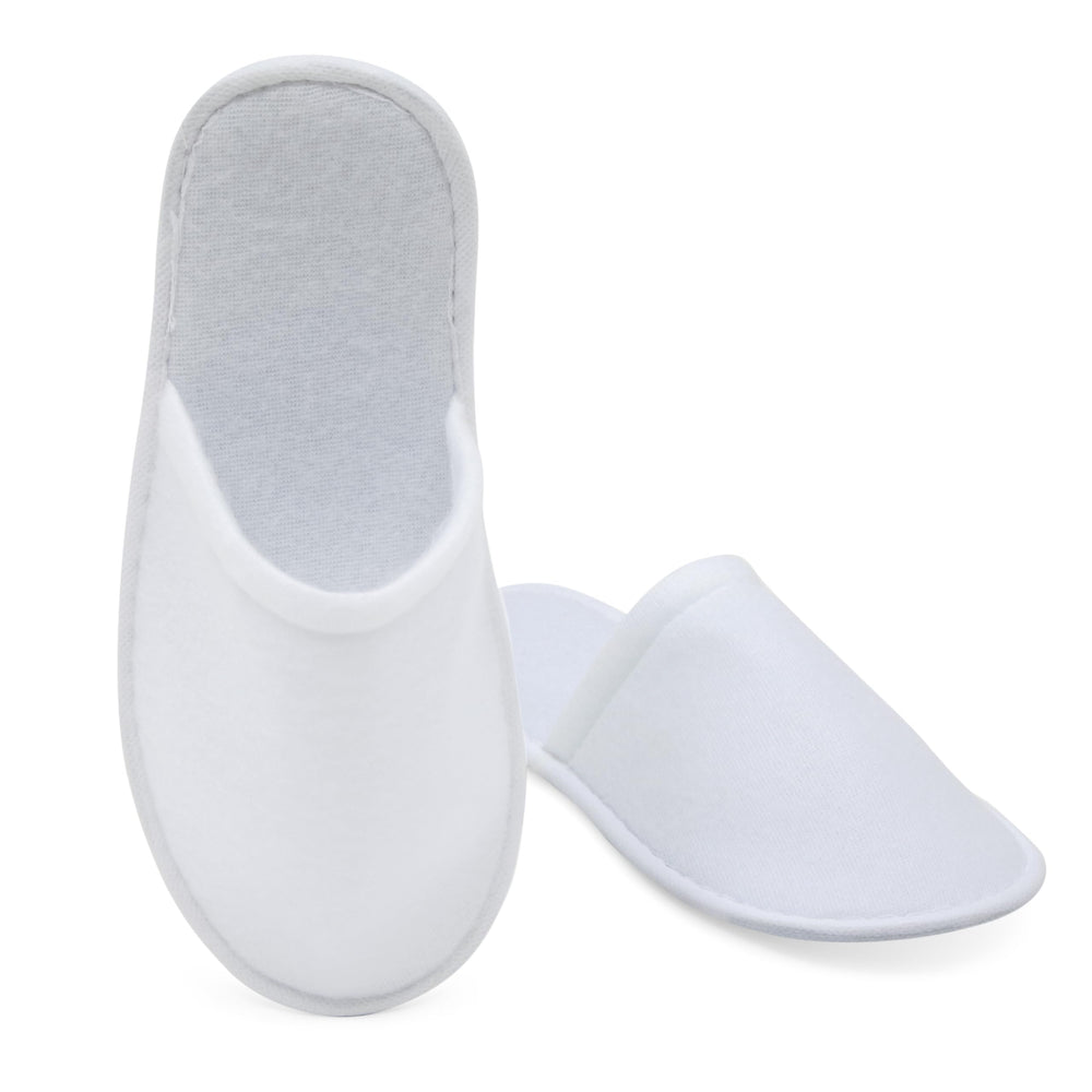Juvale slippers presented on tray to welcome hotel guests