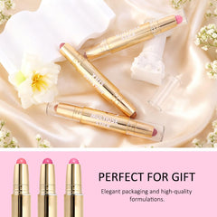 Kaely lifestyle image in a purse showing easy touch-up benefit for on-the-go radiance