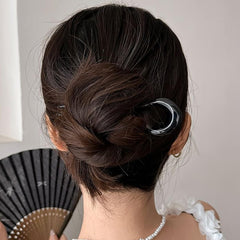 KAICCOSO green mermaid pin securing a bun for reliable everyday styling