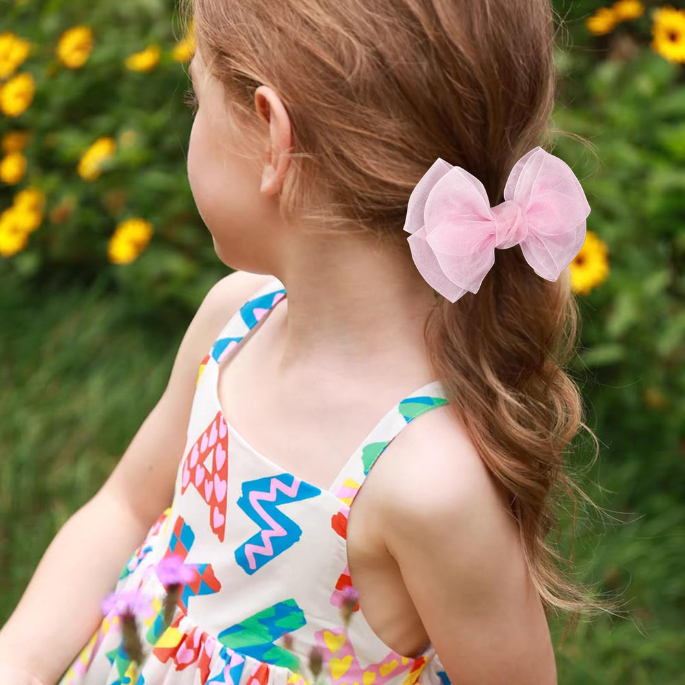 KCHIES lined alligator clip detail showing secure grip and gentle hold on hair