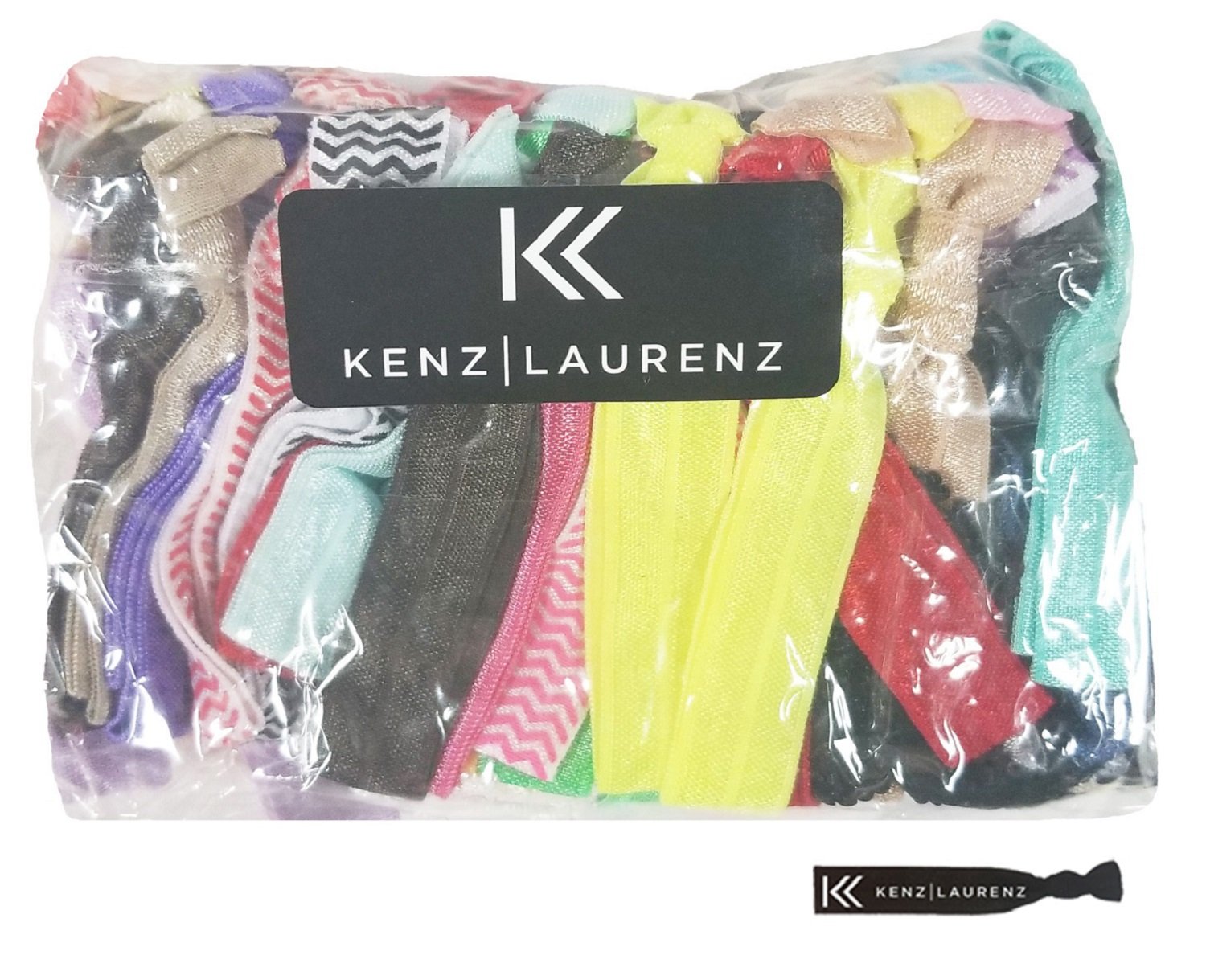 Kenz Laurenz ribbon hair tie in a casual outdoor outfit, showing everyday versatility benefit