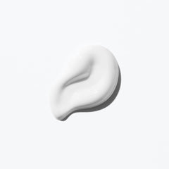 KÉRASTASE ingredients shot with manuka honey and ceramide highlighting hydration benefits