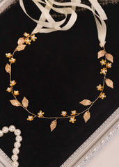 Kercisbeauty headband on ruler illustrates approximate 13 inch scale