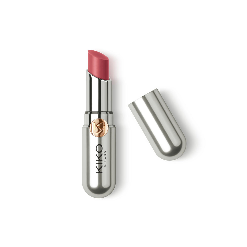 Kiko Milano front packaging showing metallic pen and label, clean presentation benefit